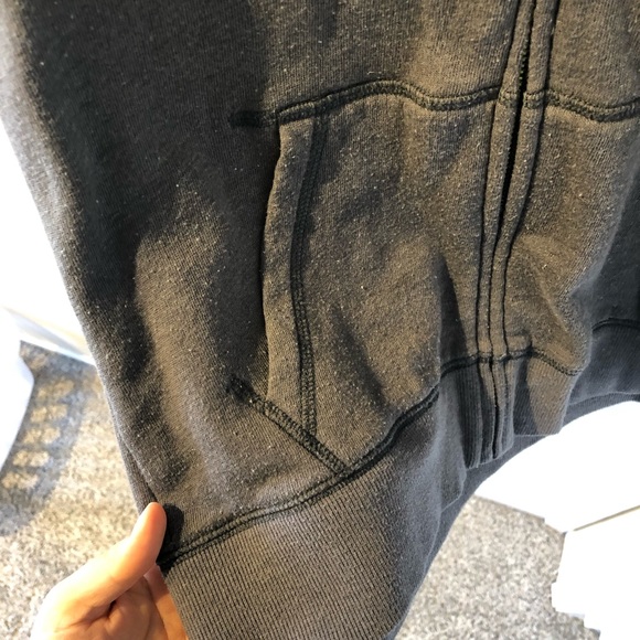 VS PINK ZIP UP SWEATSHIRT - Picture 5 of 5